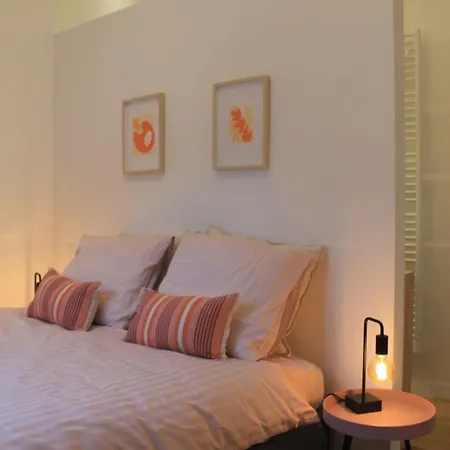 Charming With Cathedral View! On The 4th Floor Apartament *
