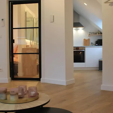 Charming With Cathedral View! On The 4th Floor Apartament Antwerpia