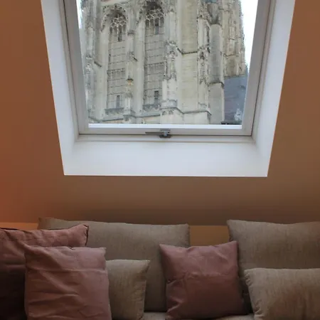 Charming With Cathedral View! On The 4th Floor Apartament